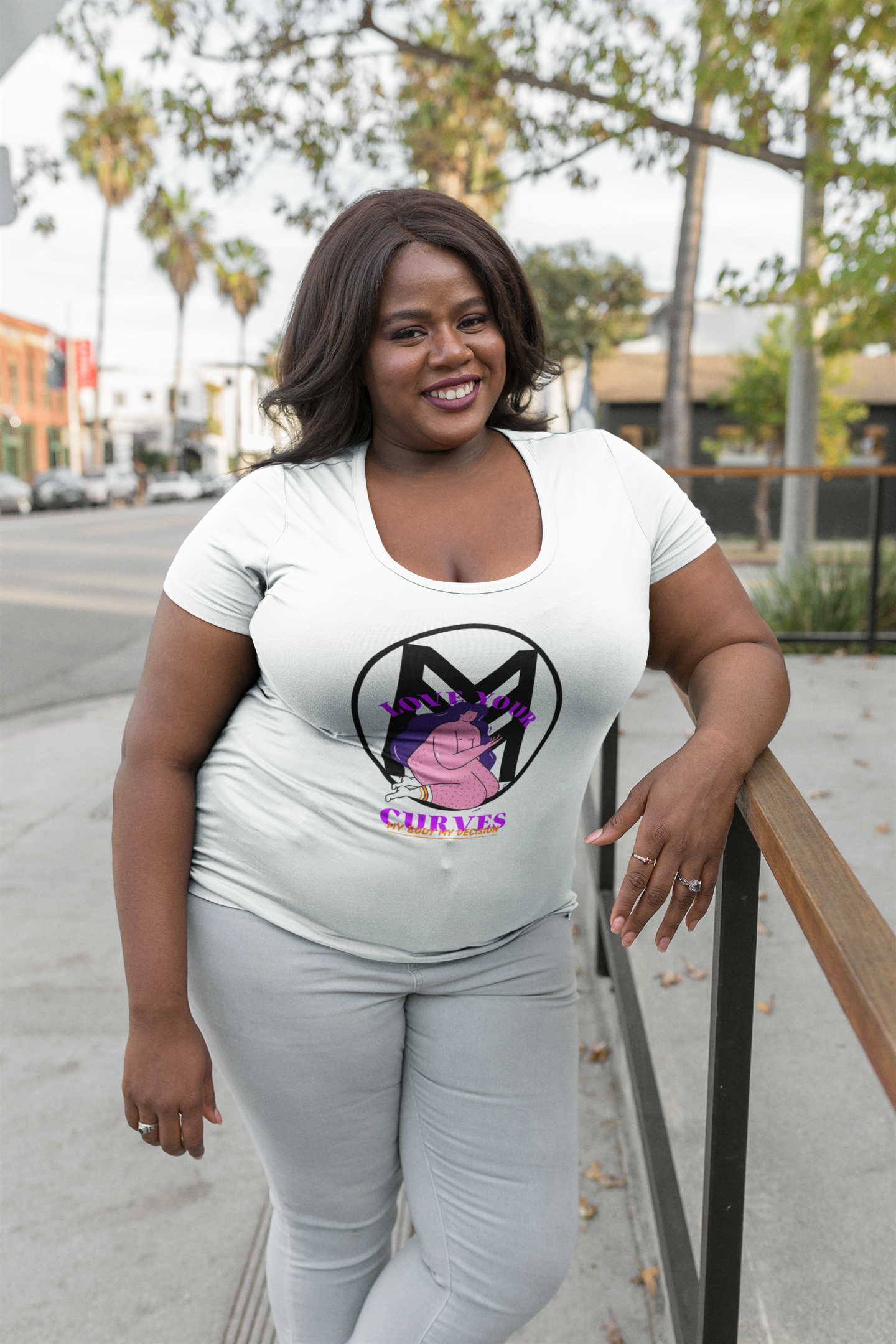 Love You Curves: Empowerment Tee for Confident Women - Empowerment in Fashion: Unique Tee